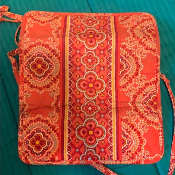 Vera Bradley cross body wallet - Picture 3 of 4